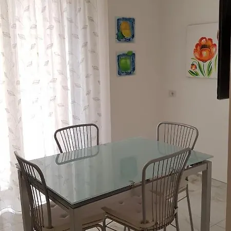 Marcella Oda ve Kahvaltı Licata